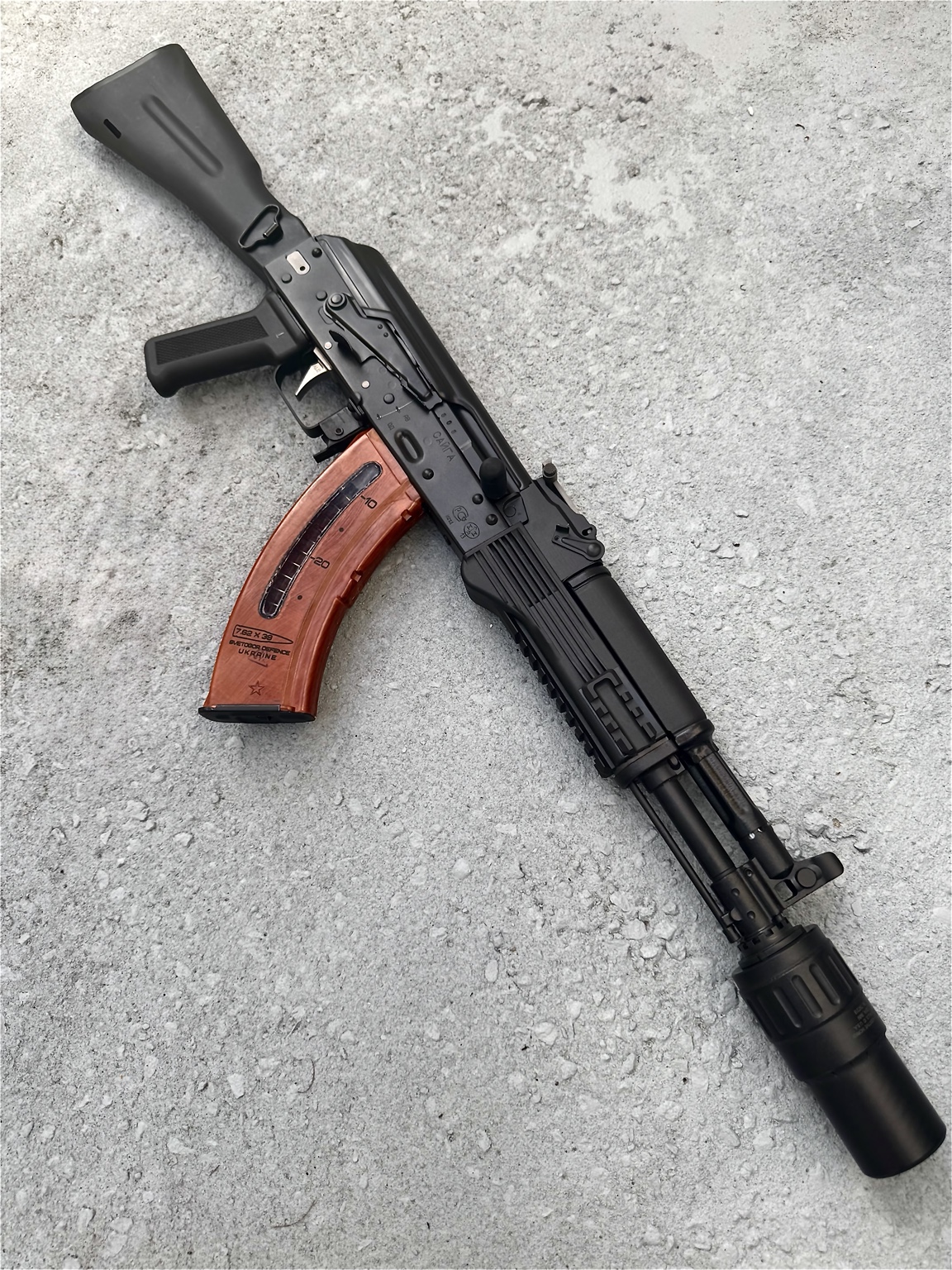 On My Level AK hub mount on an AK-pattern rifle
